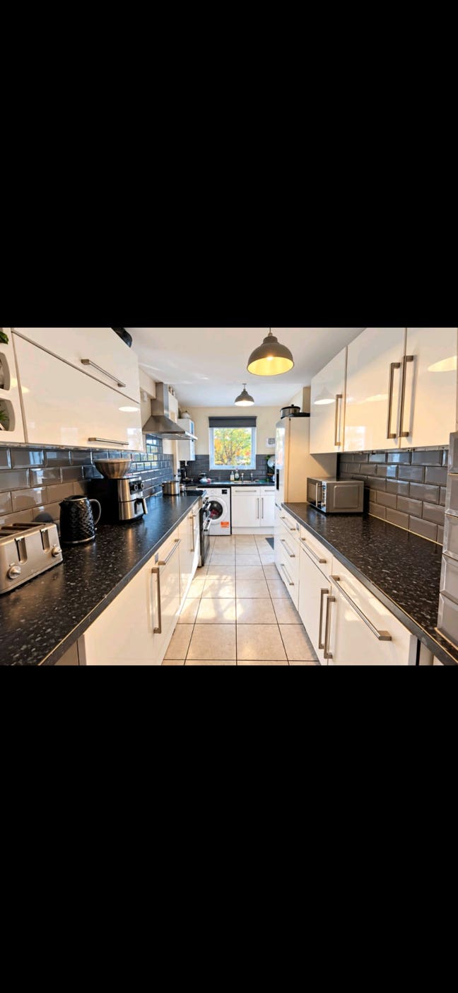 Room to Let in Basildon Main Photo