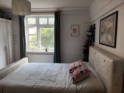 Double room in Central Bath in a cosy flat Main Photo
