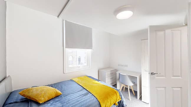 En-suite double, Paget St, Gillingham, bills inc Main Photo