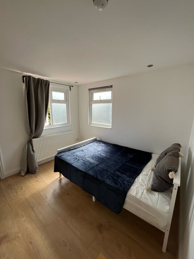 3 Rooms Modern House 10 mins to Thameslink Main Photo