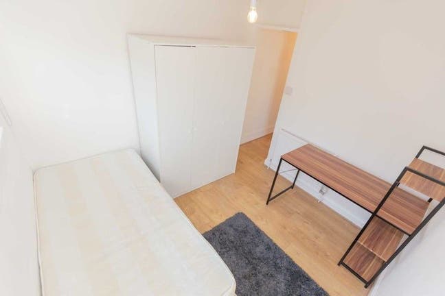 🏡 Modern Ensuite Room in E14 - Canning Town Main Photo
