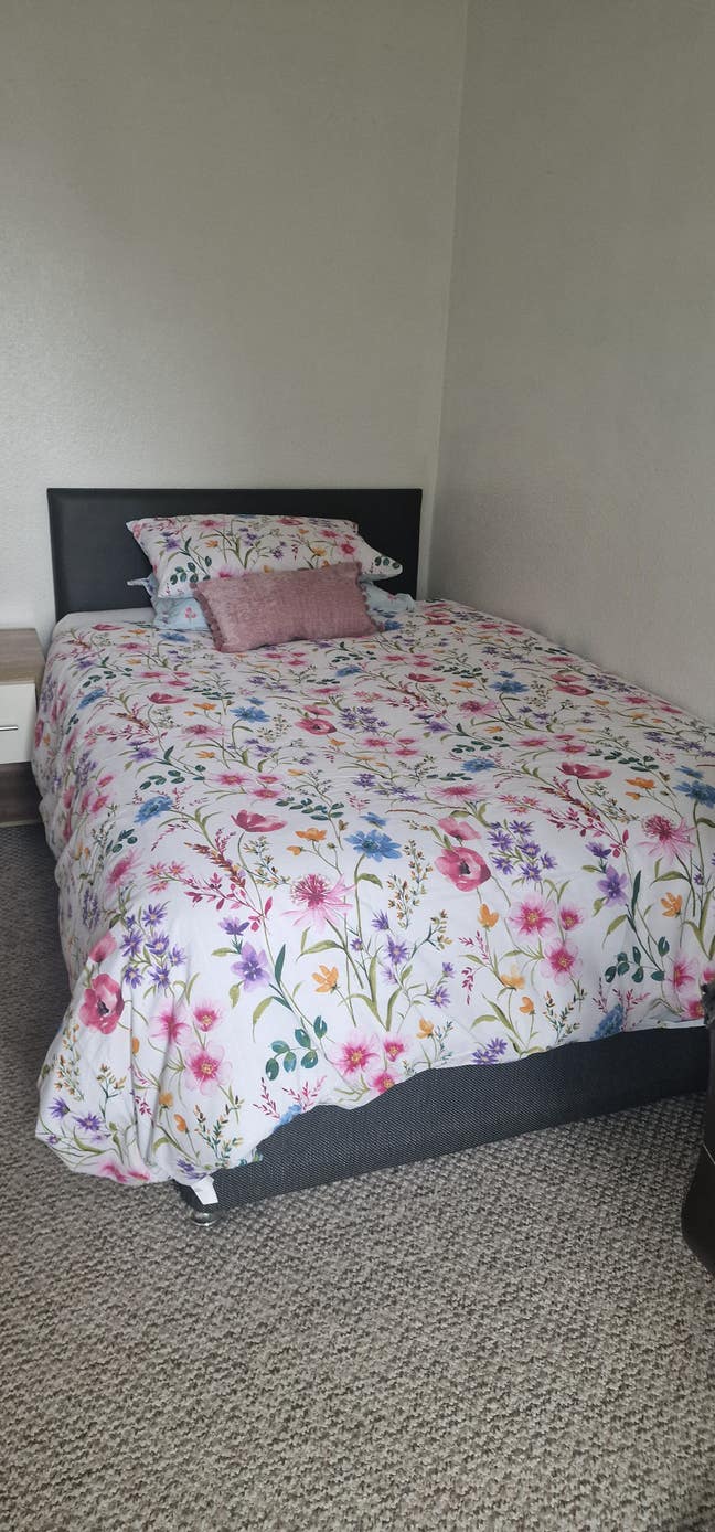   House Share BD3 0NA Females Main Photo