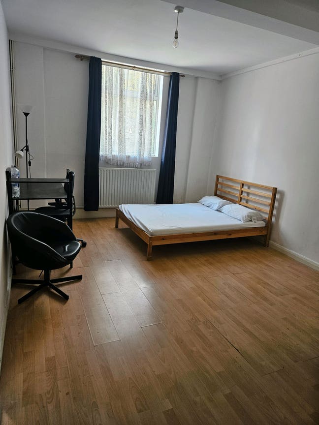 Rooms available to rent near London Bridge Main Photo