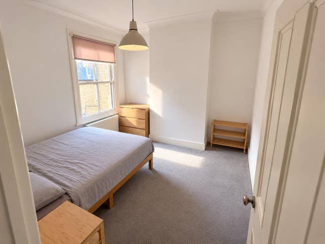 Double Room in Spacious Flat in Walthamstow Main Photo