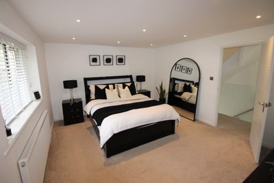 Furnished En-suite double room Main Photo