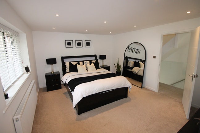 Furnished En-suite double room Main Photo