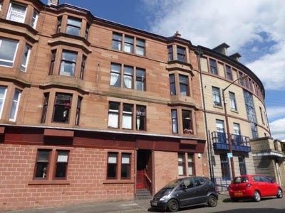 Bright Flat Close to West End Main Photo