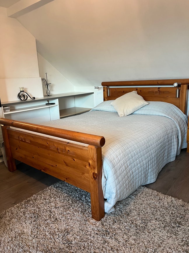 Large Loft Double Room with Private En-Suite  Main Photo