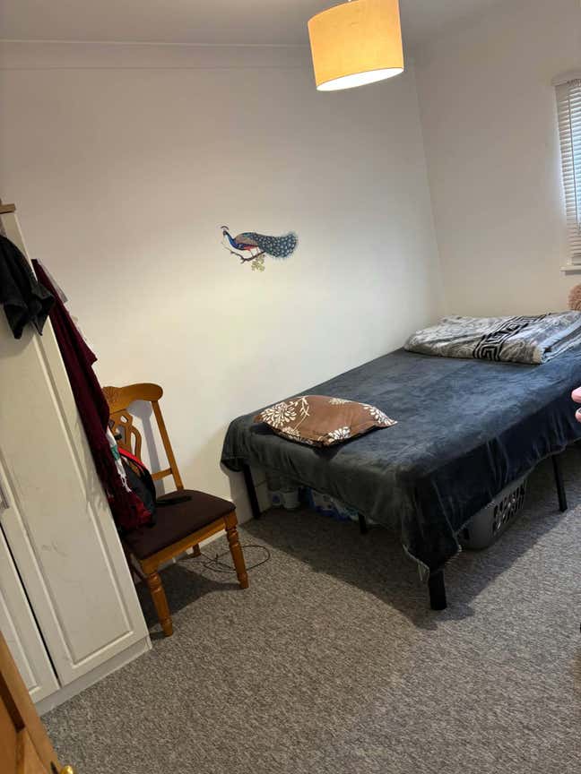 Room for rent Main Photo
