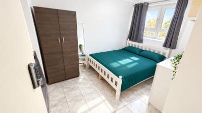 Dbl Room in Shoreditch/Spital Field/Aladgate East Main Photo