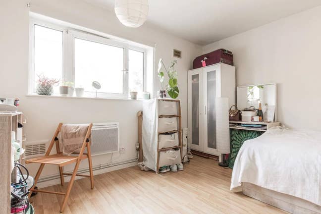  🤍Large Double in a Great Loc Near Stockwell🤍 Main Photo