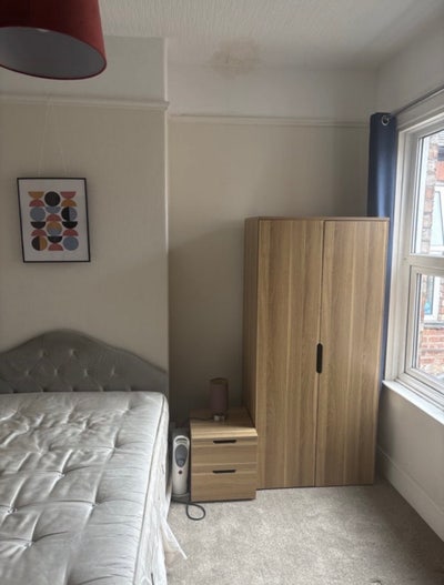 &pound;750 all bills Chorlton  Main Photo