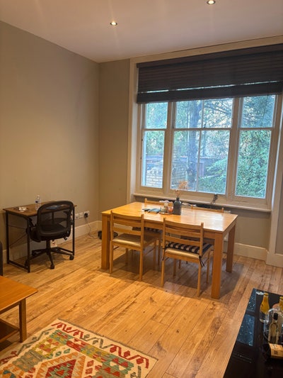 Beautiful 2 Bed Apartment with all amenities Main Photo