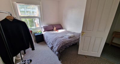 Double Room available in House share  Main Photo