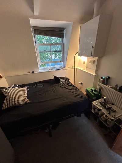 Beautiful Double Room in Kennington  Main Photo