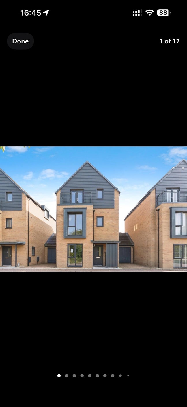 6 bedrooms detached shared house to rent Main Photo
