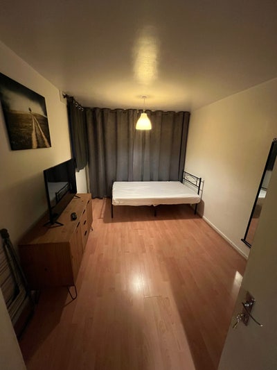 Room For Rent, READ all the description  Main Photo