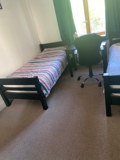 Furnished double room - Bills included Main Photo