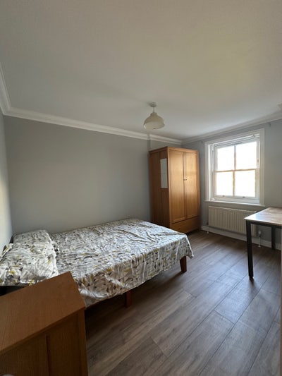 Double Room with Private Bathroom, SE1 Main Photo