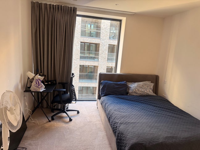 Luxury double room - Royal Wharf (Agent Free) Main Photo