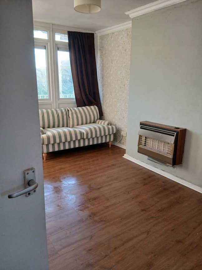 Second floor flat available in Gleadless Main Photo