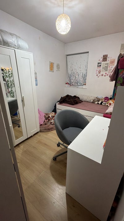 Spacious Double bedroom to share Main Photo