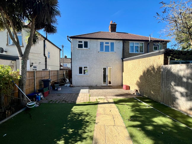 New Road, Bedfont, TW14 8HN Main Photo