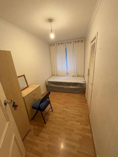 East Finchley - Single room in prime location Main Photo