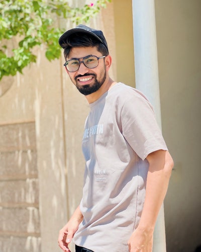 28 year old Male seeks a single or double room Main Photo