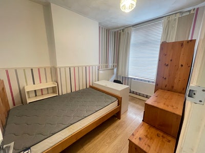 *All bills included* - Near LRI & DMU 🔥 Main Photo