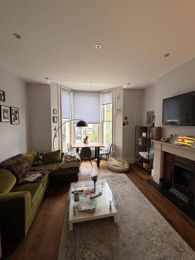 Spacious Master Bedroom in Modern House Main Photo