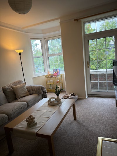 Double furnished room for rent in Ealing  Main Photo