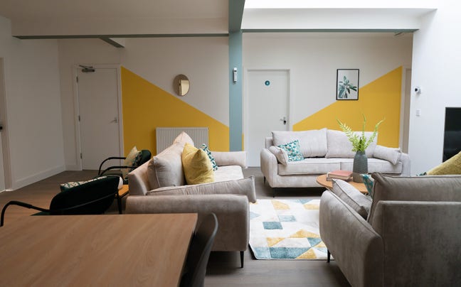 Stylish Student Home -  Bills Incl - Freya House Main Photo