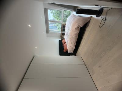 Large super king ensuite room, Clapham junction Main Photo