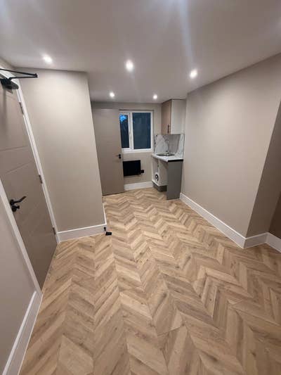 Brand new en-suites in Rochester Main Photo