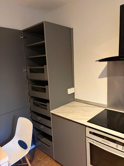  Modern 1-Bedroom Flat in Edmonton (N9) &pound;1450 Main Photo