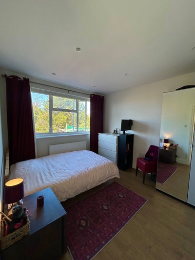 Double room to rent Main Photo