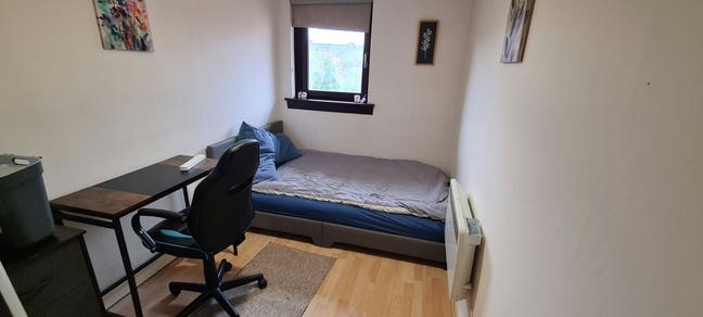 Bright Kinning Park Room by Subway & Amenities Main Photo
