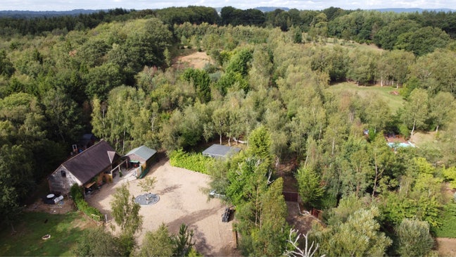 Room to let in a very rural 2 Bed Lodge Main Photo