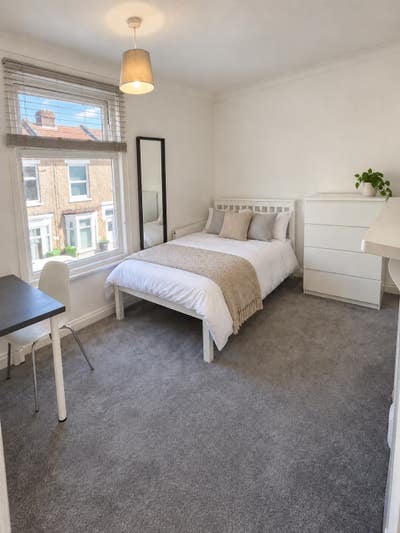 3-Bed Student House | Aug/Sept 2027🎓  Main Photo