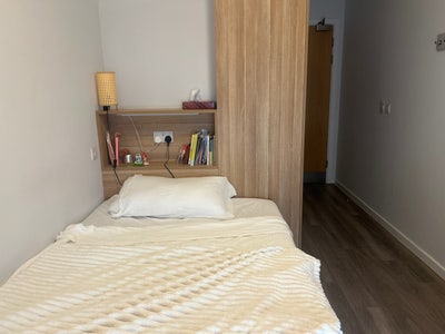 🚨Student Room Available in London!!!!- Replacement Main Photo