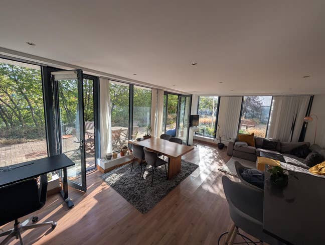 [Sublet] Hackney Wick Canal | Flat or Room + Kayak Main Photo