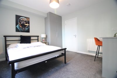 Luxury Ensuite Room Hayes Hillingdon Uxbridge Main Photo