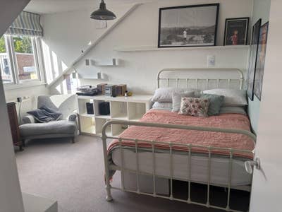 🏡 Room available in a friendly Chiswick home Main Photo