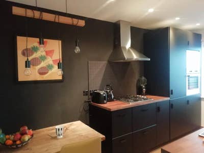 SHORT LET 2 Bedroom flat in White Hart Lane Main Photo