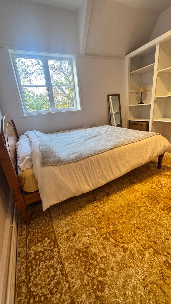 Spacious Double Bedroom Near Dereham  Main Photo