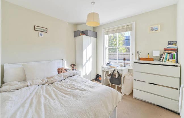 Short term let available - SW9 Main Photo