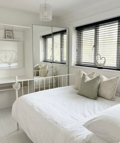 Double room, Parking, 10 mins FRM Station Main Photo
