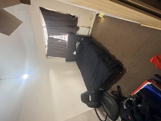 Spacious Double Room In Dagenham  Main Photo