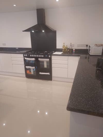 A Brand new  house-  rooms available   Main Photo